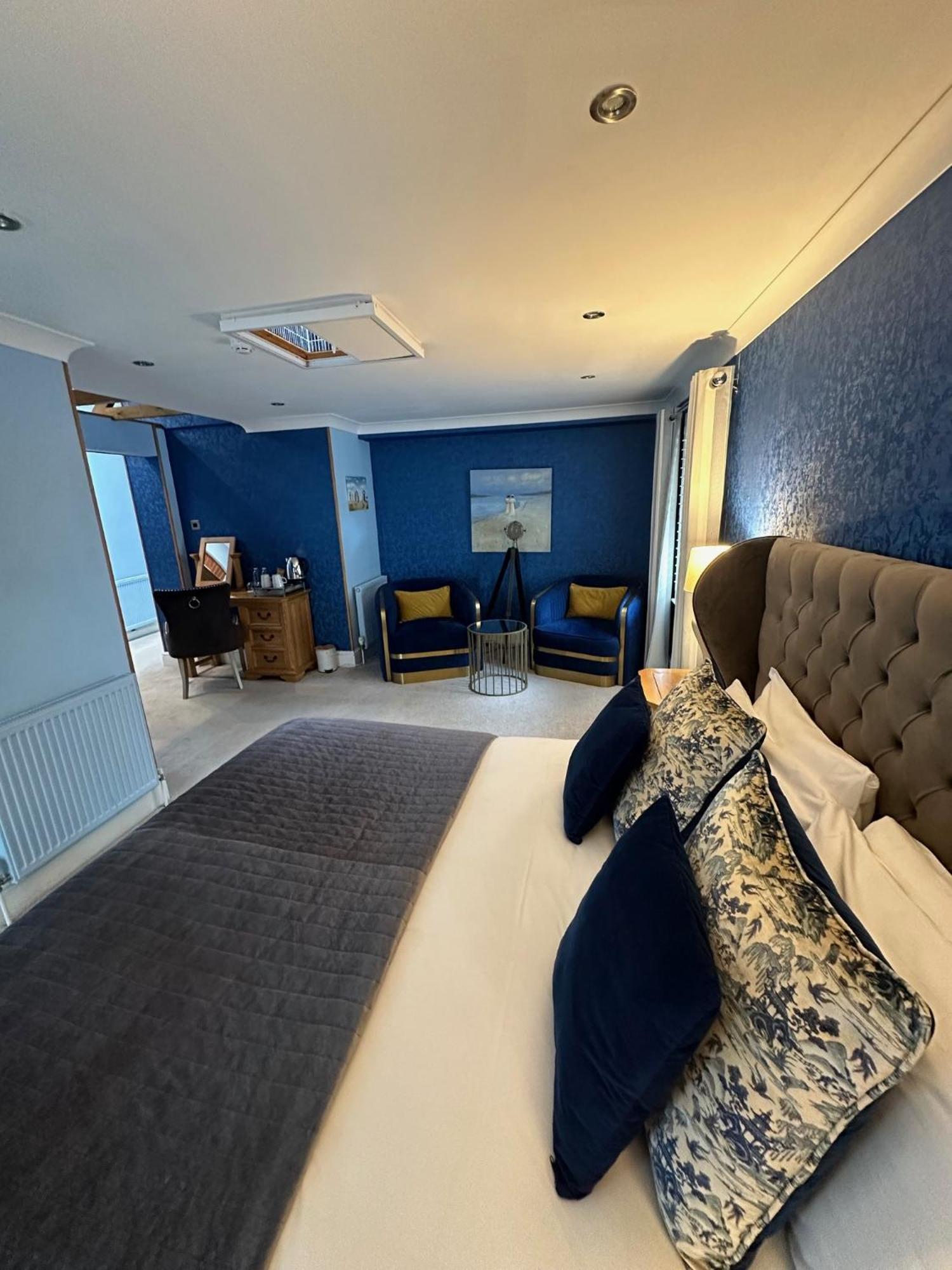 Derby Manor Bed & Breakfast Борнмът Екстериор снимка